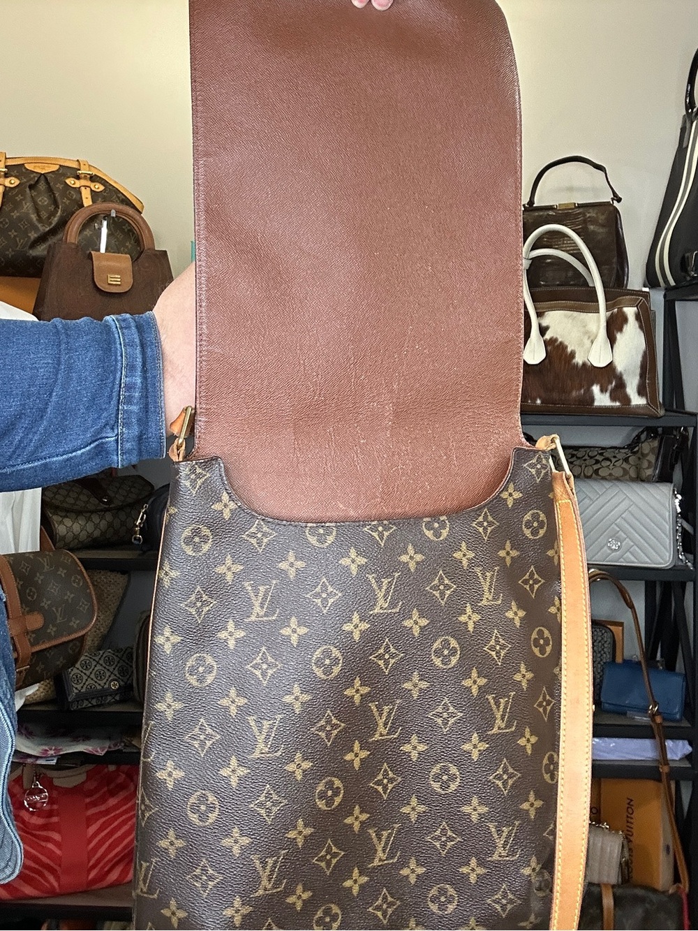 Louis Vuitton Musette Salsa GM Monogram Crossbody Bag | LM0036 (2000) with COA - Picture 13 of 14